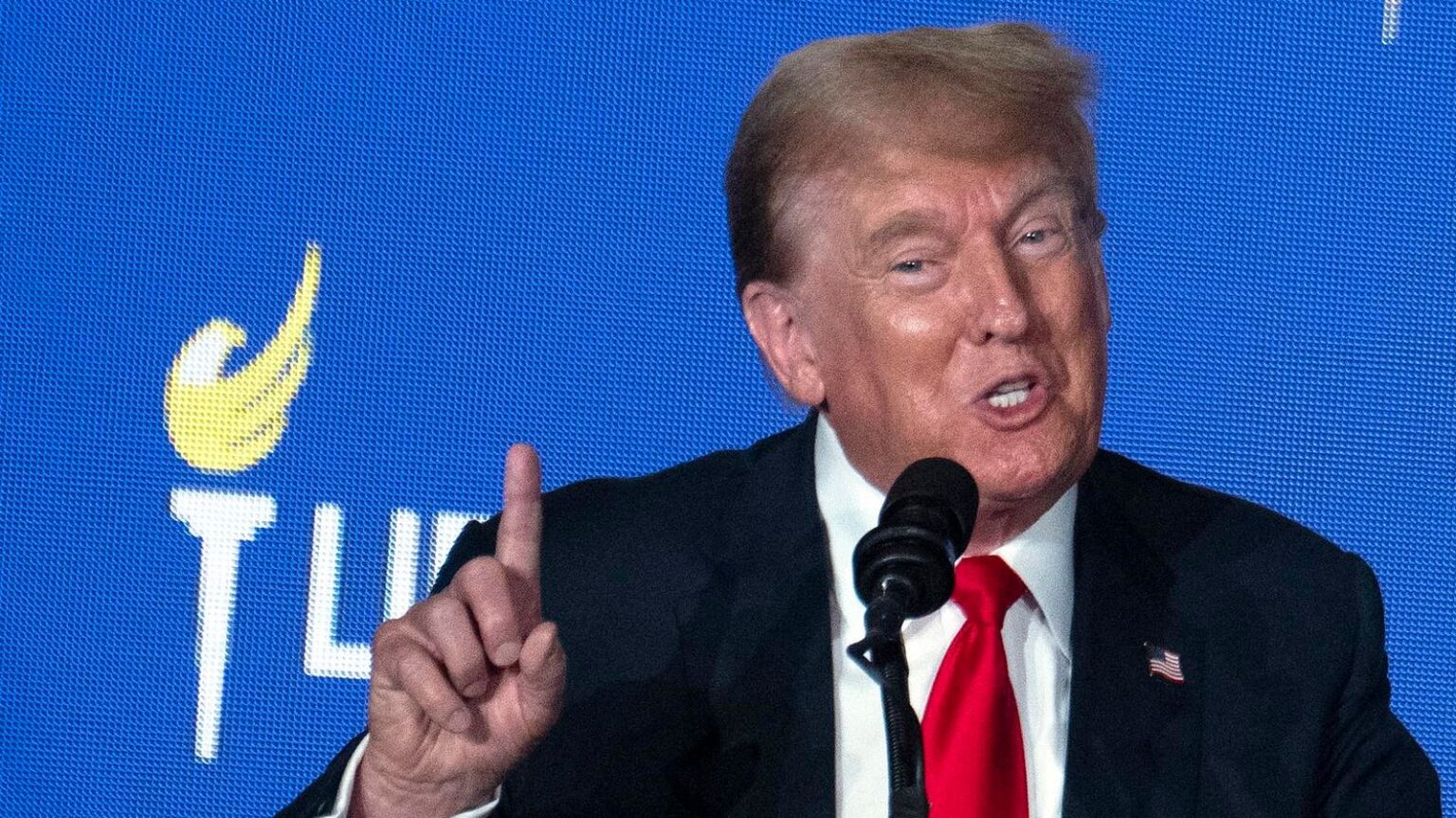 Trump Ruled Ineligible For Libertarian Presidential Nomination After Being Booed During Speech