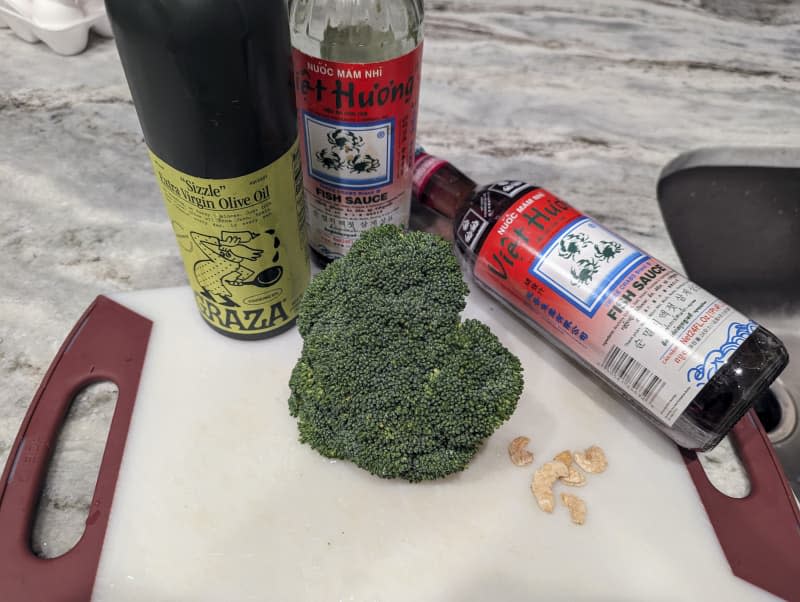 Veggies to be seasoned.