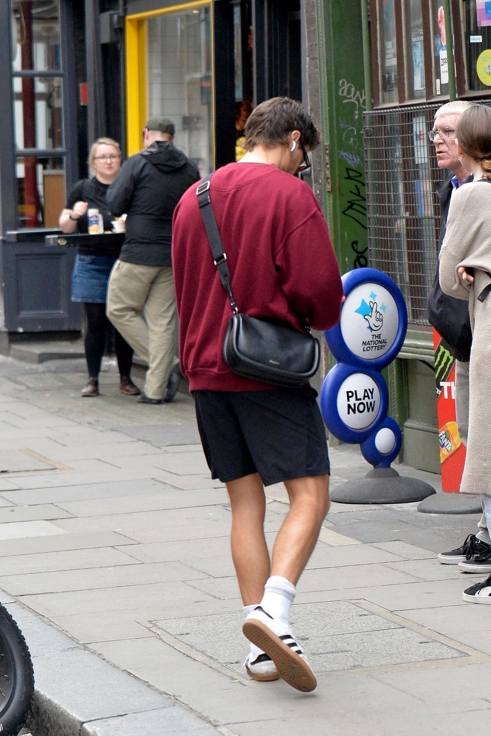 London UNITED KINGDOM  EXCLUSIVE  A bearded Singer Harry Styles is spotted for the first time after recent reports that...