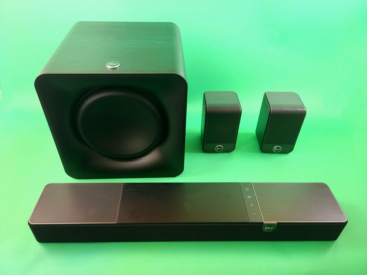 flexus-with-sub-and-satellites