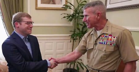 Stranger Saved Top Marine’s Life With 10 Minutes Of CPR