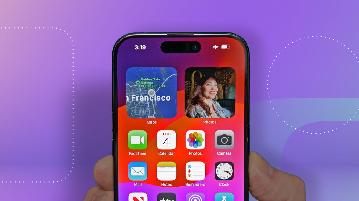 iPhone 15 Pro Max Home Screen
