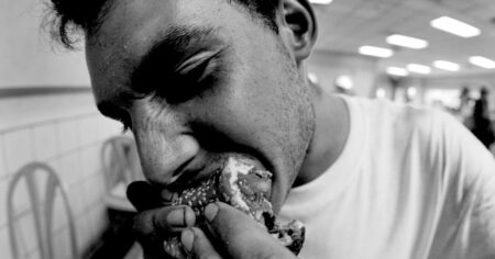 How do typical Western diets disrupt gut health, lead to disease?