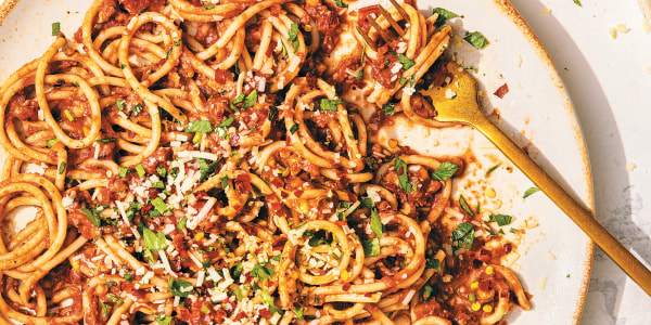 Walnut-Lentil Bolognese