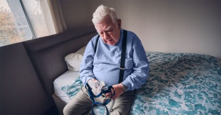 Sleep apnea during REM stage linked to memory decline