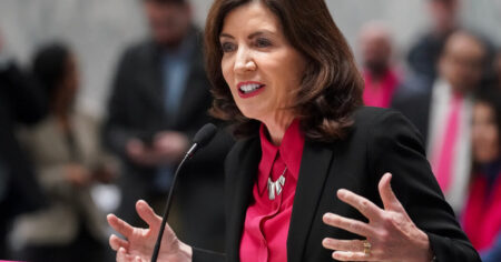Hochul Pushes for Congestion Pricing Delay in Last-Minute Reversal