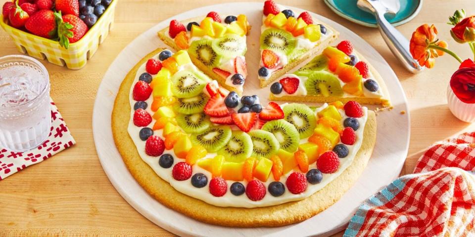 fruit pizza