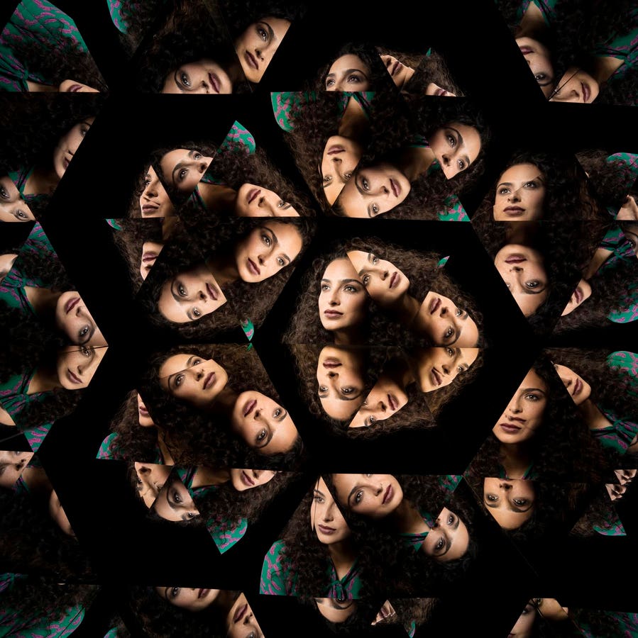 A Psychologist Shares 2 Ways To Stop ‘Groundhogging’ In Your Love Life