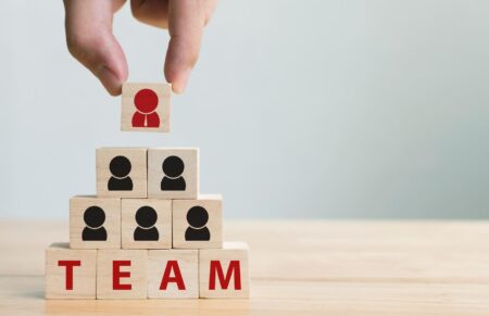 How Team Leaders Can Cause Team Division—And How To Stop It