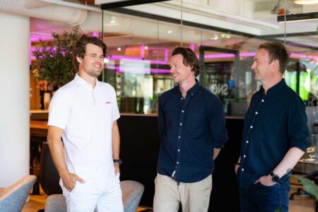 World Champ Magnus Carlsen’s Fantasy Chess Startup Raises $3 Million