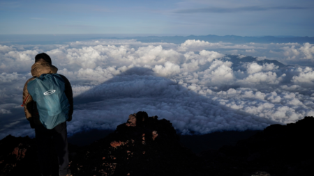 Rescuers work to retrieve 3 bodies discovered on Japan’s Mount Fuji