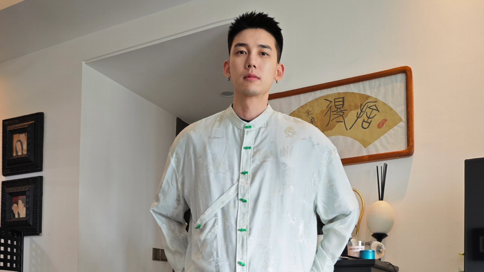 Designer Huang Weizhe, who goes by Azhe online, often posts ideas about how to embrace the "new Chinese style" trend. - Courtesy Azhe/Xiaohongshu