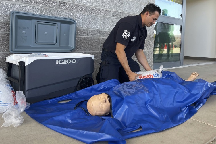 The cold water immersion therapy already used by hospitals in the area will also now be used by Phoenix fire and paramedics personnel on every patient they encounter this season with signs of heat stroke.