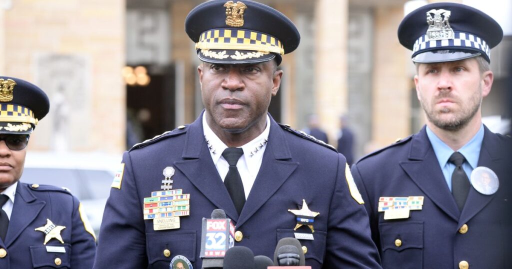 Chicago Police Claim Mass Arresting DNC Protesters Are ‘Last Resort.’ What Does History Say?