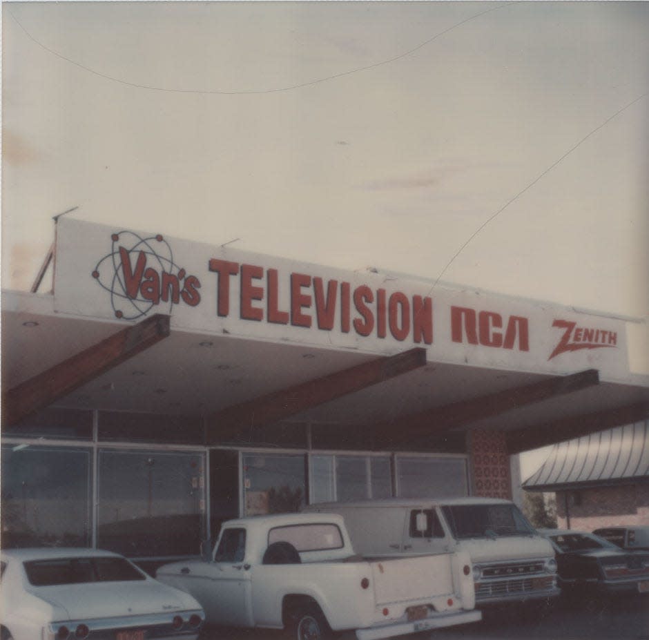 Van's Television in 1977.