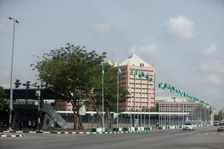 Deserted secretariat