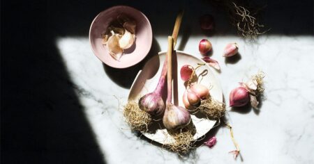 Can garlic help lower cholesterol and blood sugar levels?