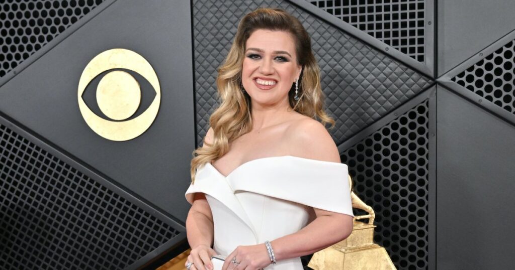 Kelly Clarkson Explains Why She Won’t Replace Katy Perry on ‘American Idol’: ‘I Promised My Kids’