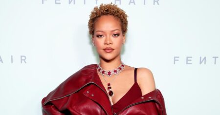 Rihanna Clarifies That She Is Not Retiring After Wearing ‘I’m Retired’ T-Shirt: ‘I’m Starting Over’