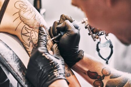 Tattoo Artists Are Sharing The Tattoos They Felt REALLY Uncomfortable Doing, And I Have No Words