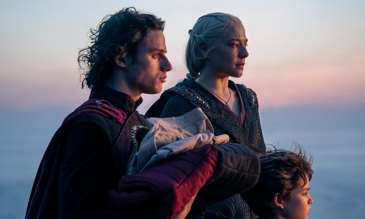 house-of-the-dragon-s2-rhaenyra-jacaerys-funeral.jpg