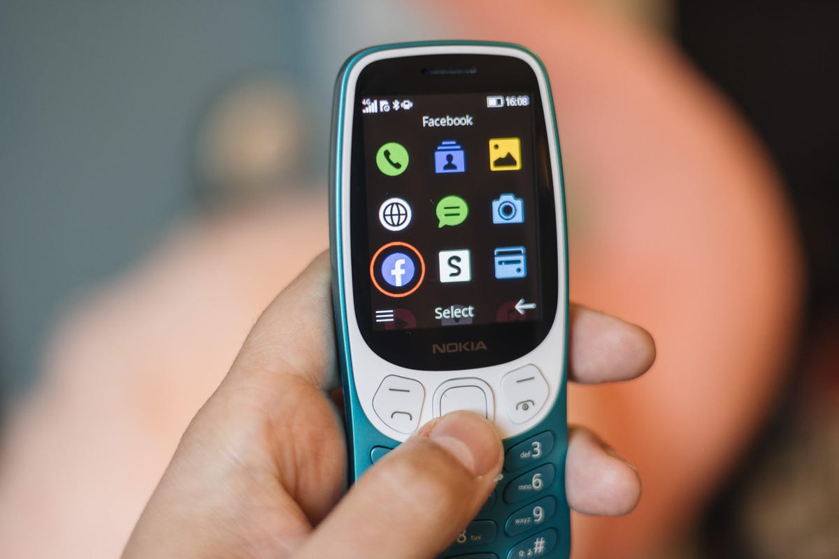 nokia-3210-2024-hands-on-review-10