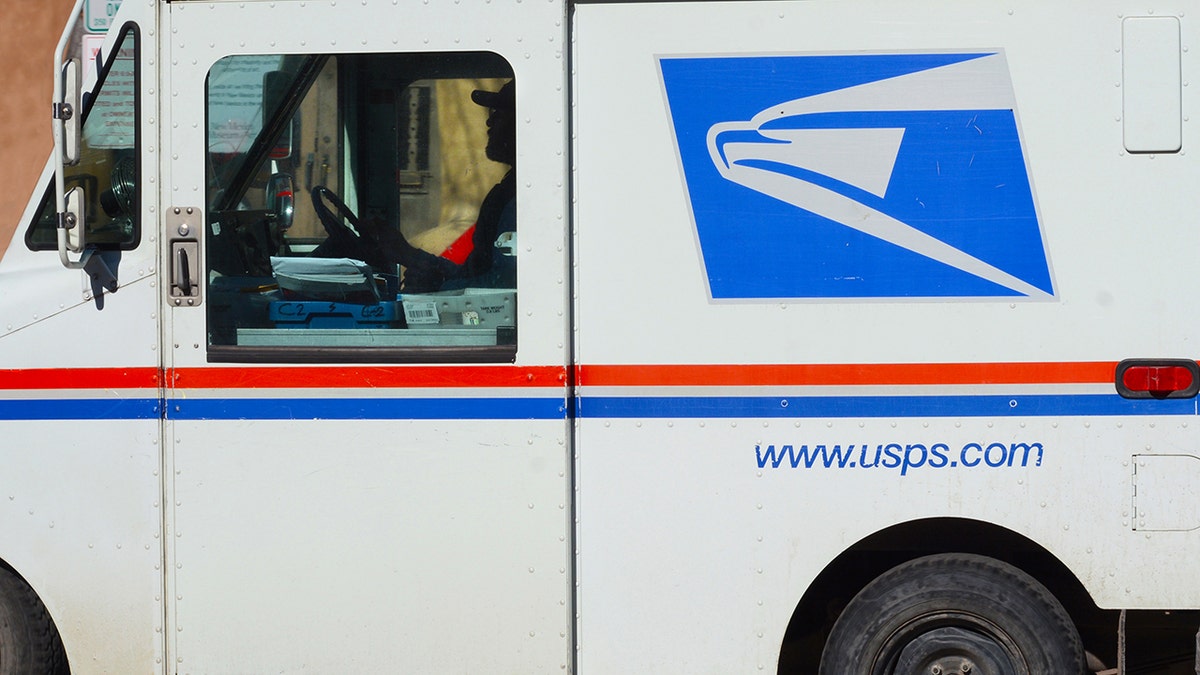 A USPS truck