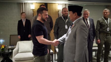 Ukraine’s Zelenskyy seeks support for peace summit, meets heads of state in Singapore