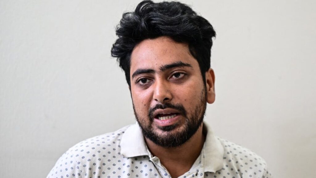 Bangladesh protest leaders taken from hospital by police