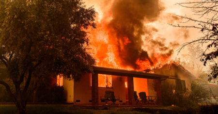 13,000 Are Ordered to Evacuate as Wildfire Spreads in Northern California