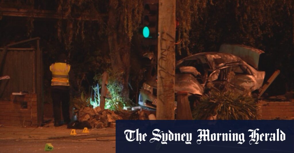 Girls arrested, boys flee as Victoria Police appeal for people who know suspects