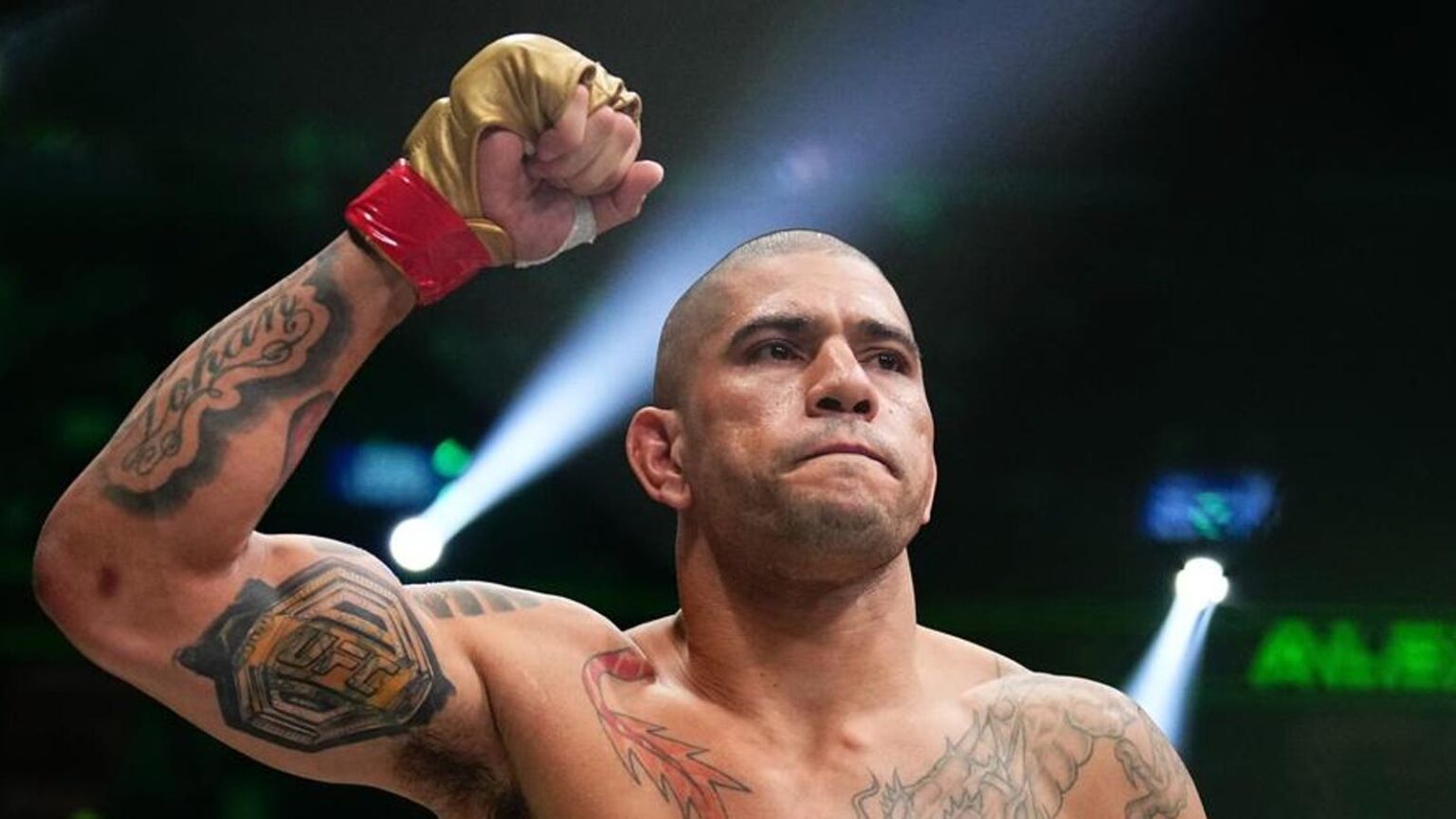 Alex Pereira Racked Up A Special Themed Bonus For KO