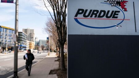 Sackler Family Risks Litigation After Supreme Court Rejects Purdue Pharma Settlement