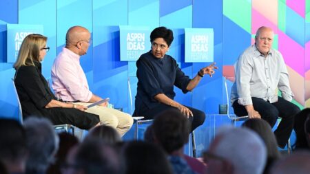 Former Pepsi CEO Indra Nooyi Shares 3 Leadership Lessons