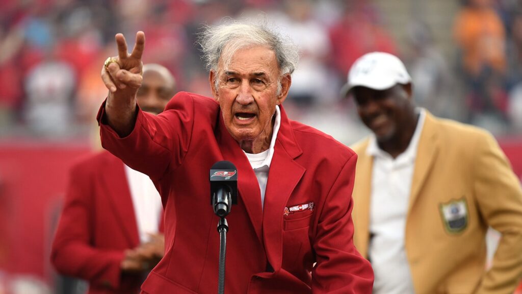 Coaching legend Monte Kiffin, Lane’s father, dies at 84