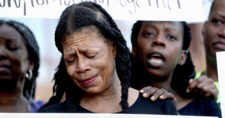 Illinois woman who called sheriff’s office over possible intruder killed by deputies, attorney says