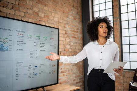 Craft An Impressive Deck To Sell Your Business
