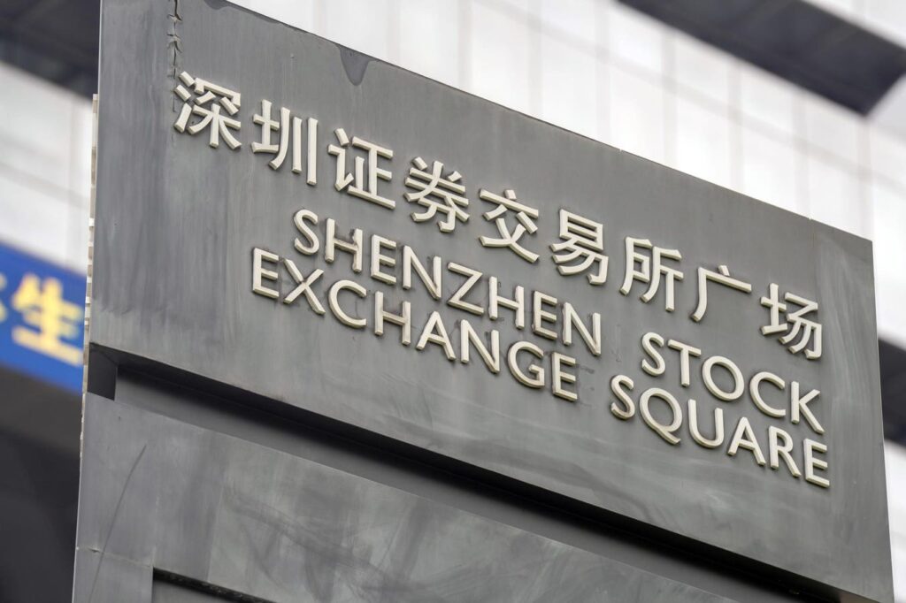 China Electronics Supplier Ugreen’s IPO Mints New Billionaire