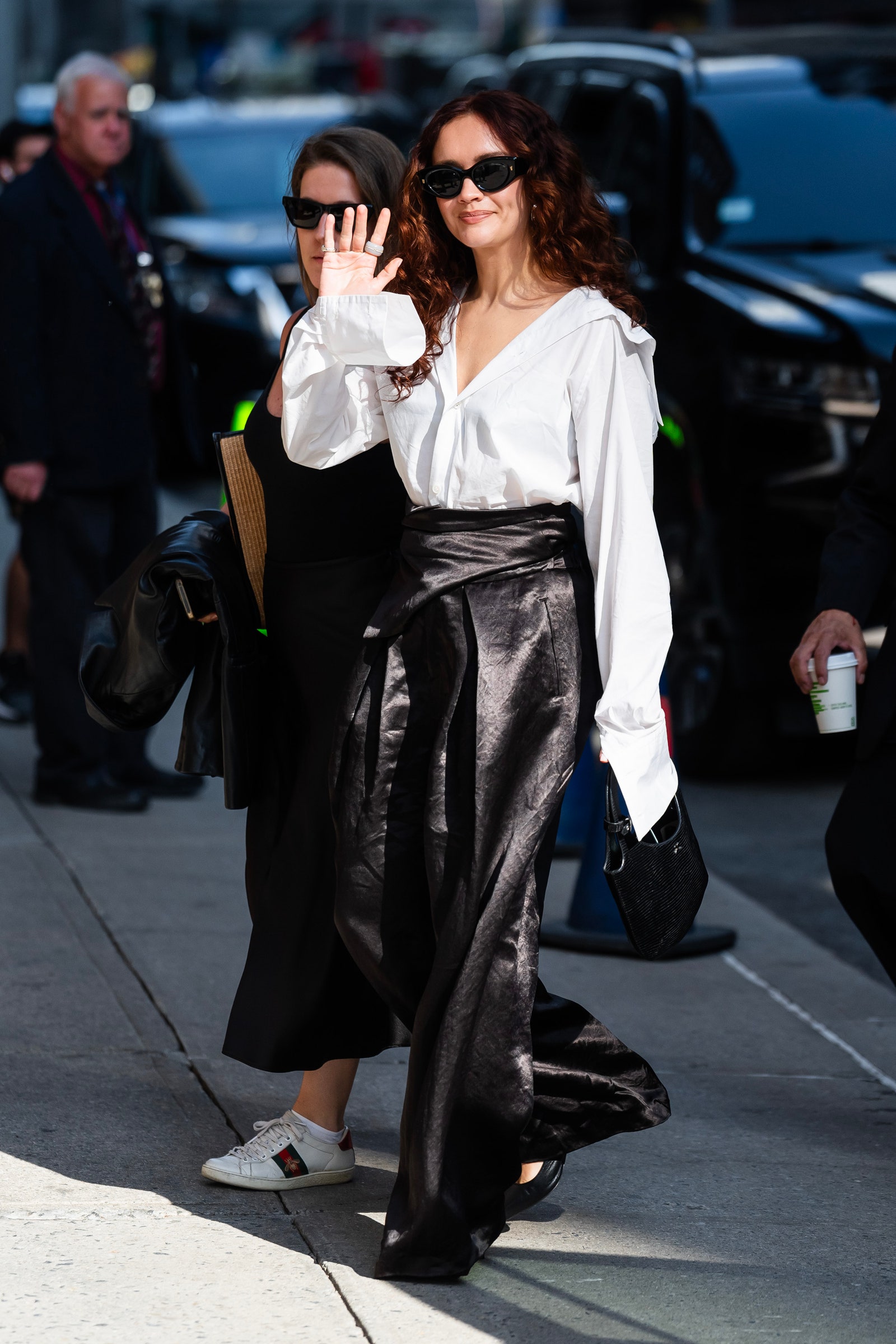 NEW YORK NEW YORK JUNE 04 Olivia Cooke is seen in Midtown on June 04 2024 in New York City.