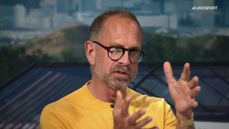Jonathan Vaughters says motorbikes change ‘so many races’ after Tadej Pogacar gets free draft at Tour de France – Cycling video