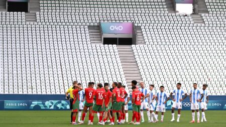 Paris 2024: Surreal finale as Argentina and Morocco play out final minutes without fans after long delay – Football video