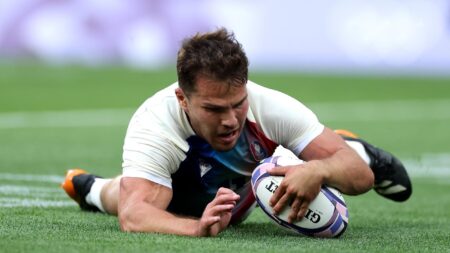 Paris 2024: Scrum half Antoine Dupont scores miraculous try to give France lead against Uruguay in the Rugby Sevens – Rugby 7 video