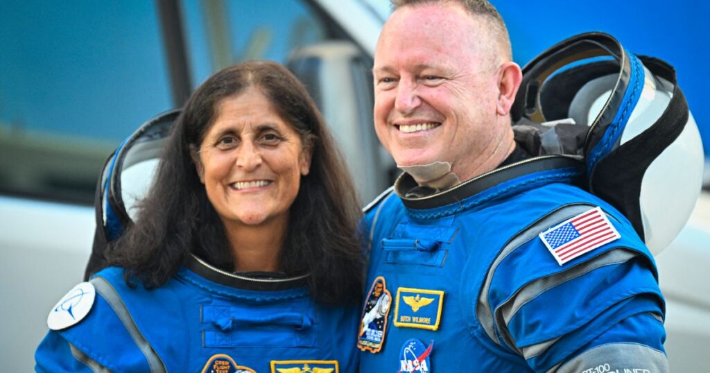 Astronauts Still Hopeful After Return To Earth Delayed
