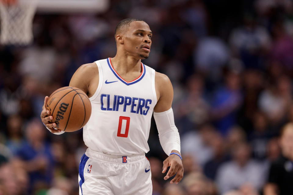 Report: Clippers trading Russell Westbrook to Jazz for Kris Dunn, setting up buyout to join Nuggets