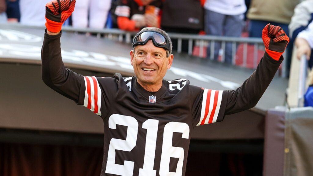 Browns great Bernie Kosar reveals Parkinson’s, liver disease diagnoses: ‘I felt like death’