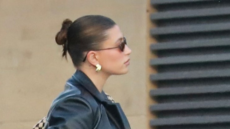 Hailey Bieber’s Mesh Heels Are Fashion’s Answer to Pregnancy Footwear