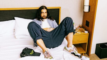 Noah Kahan Channels His Vermont Style to Sell Out Madison Square Garden