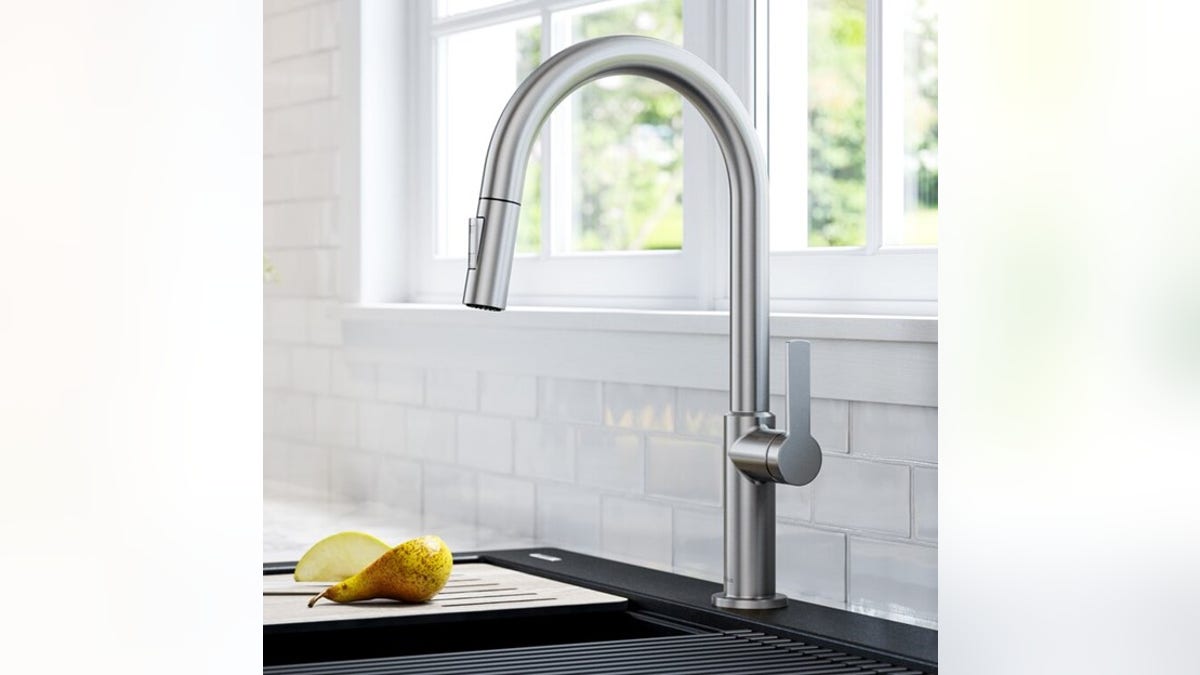 Dishes can get a lot easier with this powerful faucet.