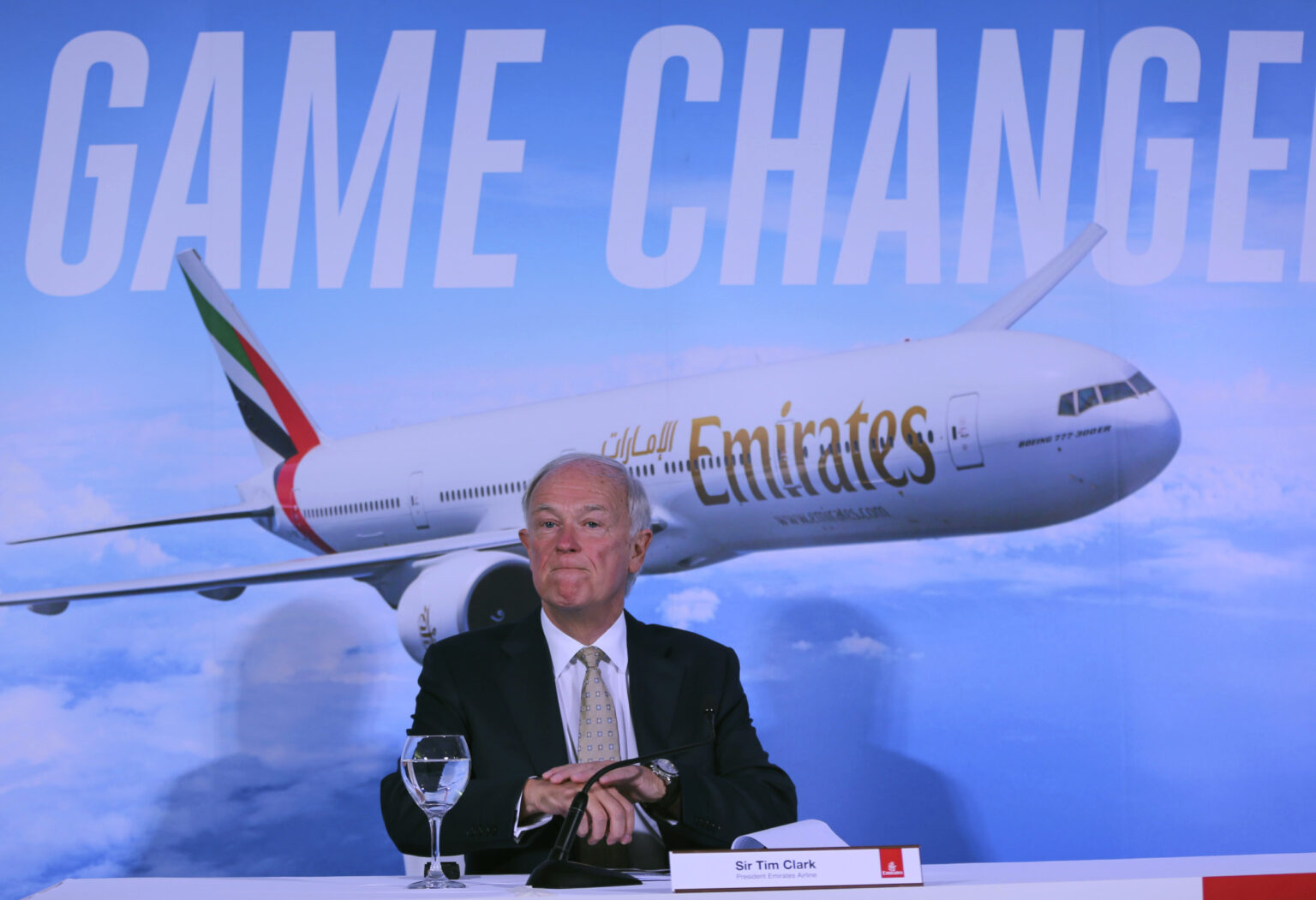 Emirates Boss Uses Farnborough Airshow to Back Boeing Workers