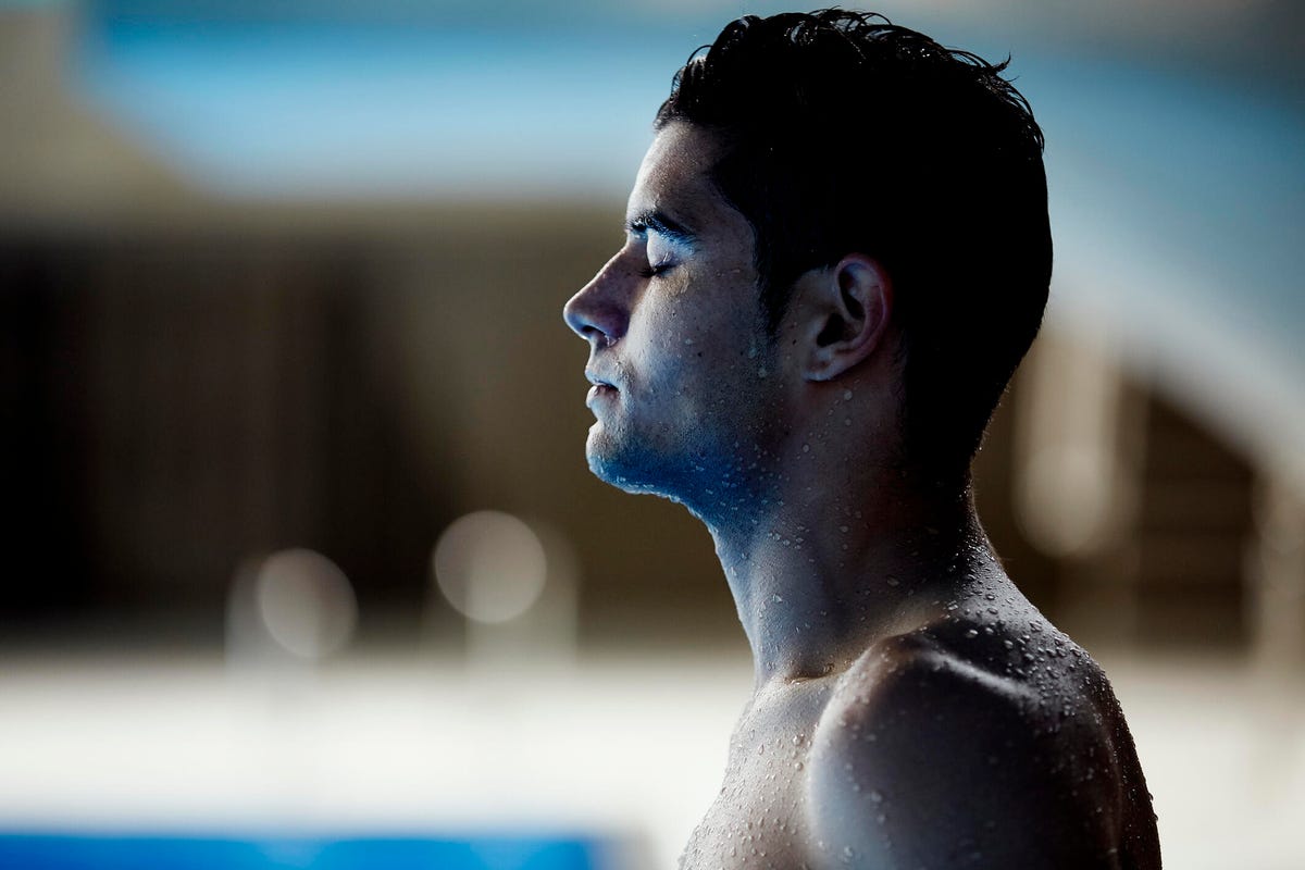A swimmer concentrates
